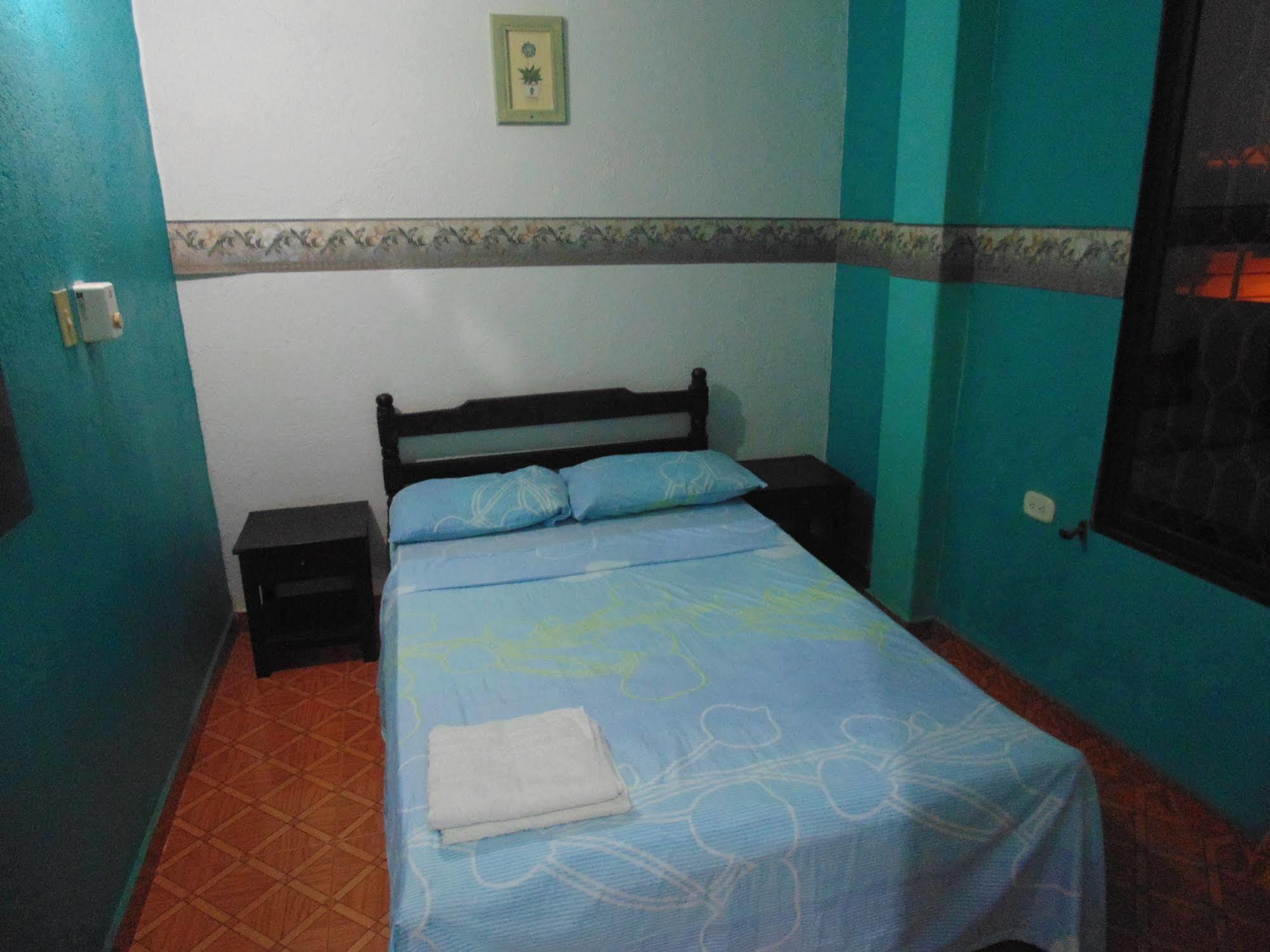 Hospederia Casa Familiar Hotel Santa Marta  Ngoại thất bức ảnh